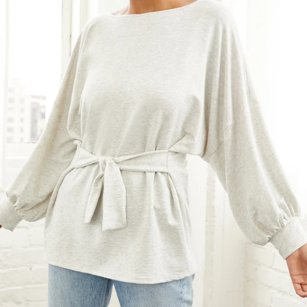 NWOT Amour Vert Nour Zero Waste Sweatshirt